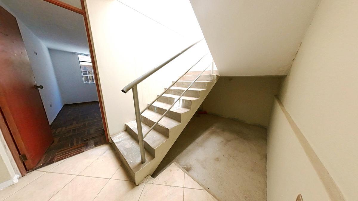 VENTA DE CASA DE 2 PISOS EN URB. FEDERICO VILLARREAL